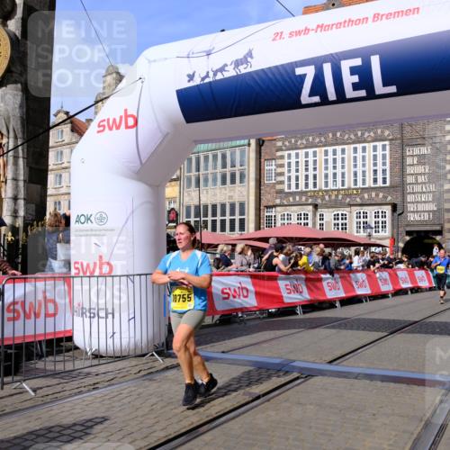 13.09.2026 - 21. swb-Marathon Bremen Tim E. http://msf.ph/oto/10332172 13.09.2026 11:04:44 Ziel 10160, 10182, 10245, 10526, 10613, 10711, 10755, 10877, 11214, 11215, 11248, 11336, 11410, 11720, 11740, 11761, 11991, 12009, 12929 meine-sportfotos.de