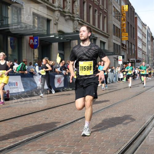 13.09.2026 - 21. swb-Marathon Bremen Strokosch-Dieckow http://msf.ph/oto/10332191 13.09.2026 11:03:28 Ziel 10090, 10091, 10152, 10327, 10357, 10403, 10420, 10429, 10569, 10607, 10659, 10720, 10796, 10902, 10918, 10950, 11149, 11325, 11451, 11511, 11595, 11618, 11655, 11746, 11868, 11967, 12074, 12392, 12504, 10092, 10150, 10187, 10195, 10237, 10309, 10420, 10528, 10531, 10598, 10724, 10727, 10904, 10959, 11070, 11211, 11411, 11493, 11598, 11655, 11676, 11746, 11773, 11830, 11836, 12068, 12184, 12185, 12214, 12611 meine-sportfotos.de