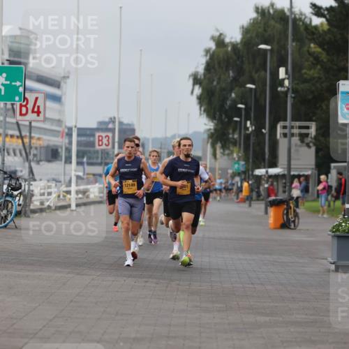 13.09.2026 - Kiel Lauf Andreas Tolksdorf http://msf.ph/oto/10332211 13.09.2026 09:51:21 Kiellinie 4, 3, 12149, 31 meine-sportfotos.de