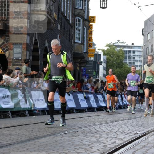 13.09.2026 - 21. swb-Marathon Bremen Strokosch-Dieckow http://msf.ph/oto/10332213 13.09.2026 13:15:52 Ziel 1033, 1445, 3346, 3536, 4212, 4646, 4653, 4663, 5533, 6162, 6515, 6526, 7203, 7291, 7346, 7992, 8086, 8254, 8255, 9029, 9391, 9475, 9777, 145, 1955, 2623, 3134, 3149, 4128, 4823, 5430, 5913, 7307, 7413, 8487, 9278, 13149, 13158 meine-sportfotos.de