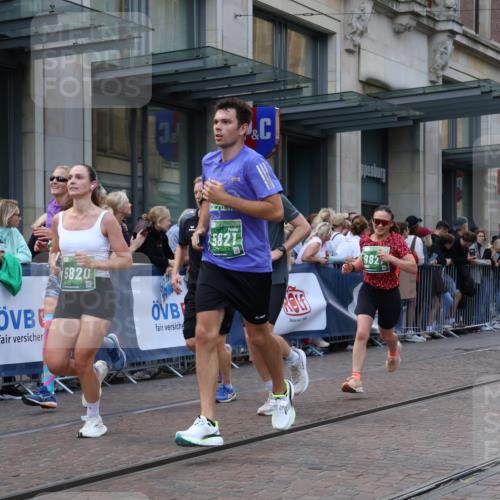 13.09.2026 - 21. swb-Marathon Bremen Strokosch-Dieckow http://msf.ph/oto/10332214 13.09.2026 13:23:01 Ziel 1900, 2306, 2371, 2409, 2427, 2827, 2899, 2961, 3078, 3173, 3374, 3531, 3729, 3861, 3920, 3939, 5114, 5820, 5821, 6923, 8045, 8231, 8304, 8732, 8787, 8863, 9088, 9196, 9436, 9827, 10127, 913, 1809, 1935, 1963, 2040, 2367, 2771, 2806, 2914, 3098, 3145, 3233, 3560, 5114, 6707, 6737, 6792, 7909, 8377, 8551, 8646, 8671, 8672, 8819, 8820, 9090, 9510, 9921 meine-sportfotos.de