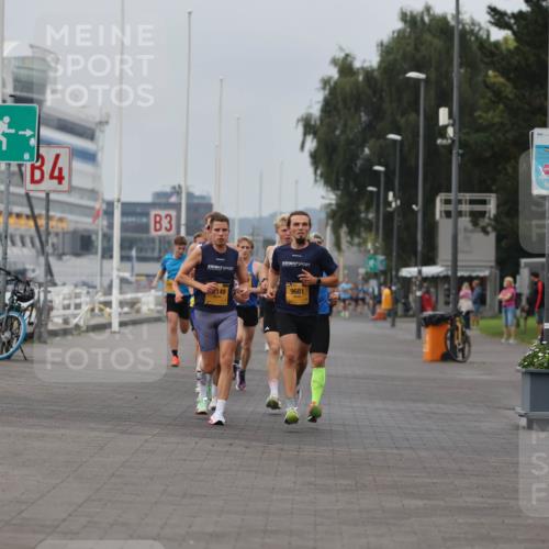 13.09.2026 - Kiel Lauf Andreas Tolksdorf http://msf.ph/oto/10332234 13.09.2026 09:51:21 Kiellinie 3, 4, 3, 2149, 9681 meine-sportfotos.de