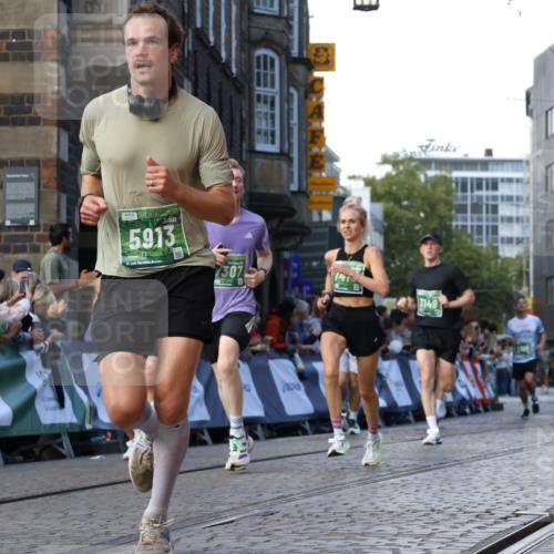 13.09.2026 - 21. swb-Marathon Bremen Strokosch-Dieckow http://msf.ph/oto/10332288 13.09.2026 13:15:55 Ziel 1033, 1445, 3346, 3536, 3836, 3991, 4212, 4573, 4653, 4663, 5533, 5588, 6162, 6515, 6526, 7203, 7291, 7346, 7992, 9029, 9391, 9475, 9777, 13249, 145, 663, 1955, 2623, 3134, 3149, 4128, 4823, 5430, 6106, 6744, 7307, 7413, 8487, 9278, 13158 meine-sportfotos.de