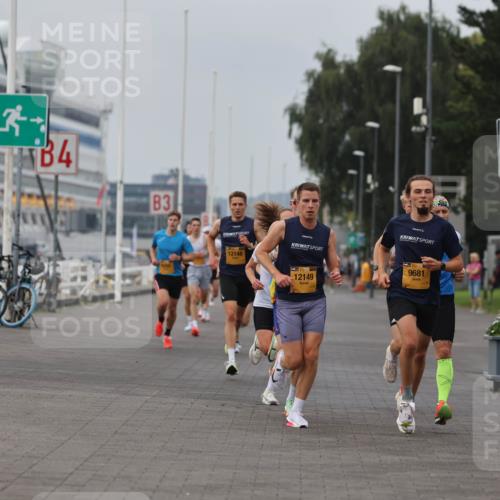 13.09.2026 - Kiel Lauf Andreas Tolksdorf http://msf.ph/oto/10332291 13.09.2026 09:51:23 Kiellinie 3, 4, 3, 60, 12148, 12149, 9681 meine-sportfotos.de