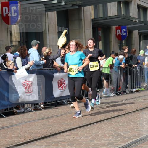 13.09.2026 - 21. swb-Marathon Bremen Strokosch-Dieckow http://msf.ph/oto/10332293 13.09.2026 11:03:30 Ziel 10090, 10091, 10152, 10327, 10357, 10403, 10429, 10569, 10607, 10659, 10720, 10796, 10918, 10950, 11149, 11319, 11325, 11451, 11470, 11471, 11511, 11595, 11618, 11868, 11967, 12074, 12260, 12392, 12433, 12504, 10092, 10150, 10187, 10195, 10237, 10309, 10420, 10531, 10724, 10902, 10904, 10959, 11211, 11411, 11493, 11598, 11655, 11746, 11773, 11830, 12068, 12184, 12185, 12611 meine-sportfotos.de