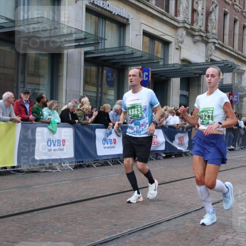 13.09.2026 - 21. swb-Marathon Bremen Strokosch-Dieckow http://msf.ph/oto/10332306 13.09.2026 13:23:03 Ziel 672, 1900, 2306, 2371, 2409, 2427, 2827, 2899, 2961, 3078, 3173, 3374, 3531, 3729, 3861, 3920, 3939, 5820, 5821, 6848, 6923, 8045, 8231, 8304, 8732, 8787, 8863, 9088, 9196, 9436, 9827, 10127, 913, 1809, 1935, 1963, 2040, 2367, 2806, 2914, 3098, 3145, 3233, 3560, 5114, 6707, 6737, 6792, 7909, 8377, 8551, 8646, 8671, 8672, 8819, 8820, 9921 meine-sportfotos.de