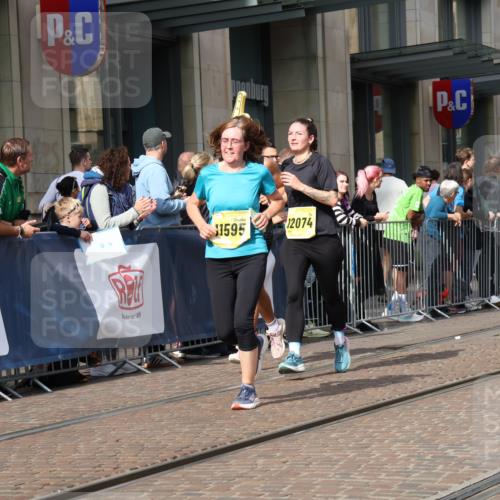 13.09.2026 - 21. swb-Marathon Bremen Strokosch-Dieckow http://msf.ph/oto/10332310 13.09.2026 11:03:30 Ziel 10090, 10091, 10152, 10327, 10357, 10403, 10429, 10569, 10607, 10659, 10720, 10796, 10918, 10950, 11149, 11319, 11325, 11451, 11470, 11471, 11511, 11595, 11618, 11868, 11967, 12074, 12260, 12392, 12433, 12504, 10092, 10150, 10187, 10195, 10237, 10309, 10420, 10531, 10724, 10902, 10904, 10959, 11211, 11411, 11493, 11598, 11655, 11746, 11773, 11830, 12068, 12184, 12185, 12611 meine-sportfotos.de