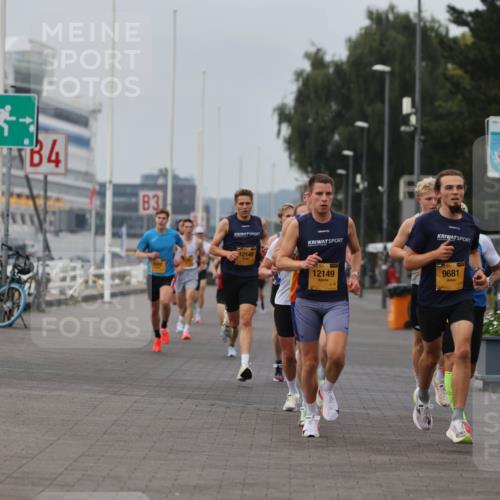 13.09.2026 - Kiel Lauf Andreas Tolksdorf http://msf.ph/oto/10332319 13.09.2026 09:51:23 Kiellinie 4, 3, 12148, 1, 38, 12149, 9681 meine-sportfotos.de
