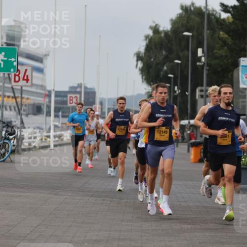 13.09.2026 - Kiel Lauf Andreas Tolksdorf http://msf.ph/oto/10332320 13.09.2026 09:51:24 Kiellinie 3, 4, 3, 12148, 12149 meine-sportfotos.de