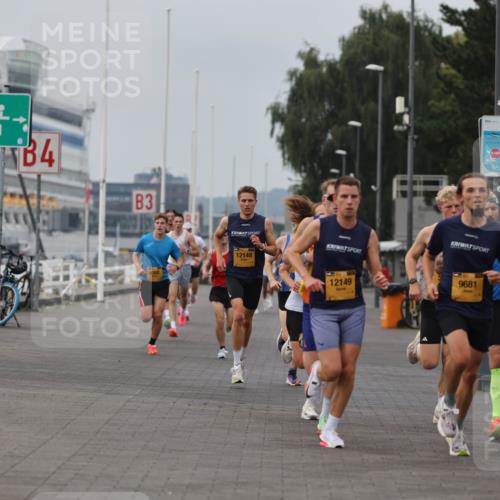 13.09.2026 - Kiel Lauf Andreas Tolksdorf http://msf.ph/oto/10332335 13.09.2026 09:51:24 Kiellinie 4, 3, 12148, 5, 12149, 9681 meine-sportfotos.de