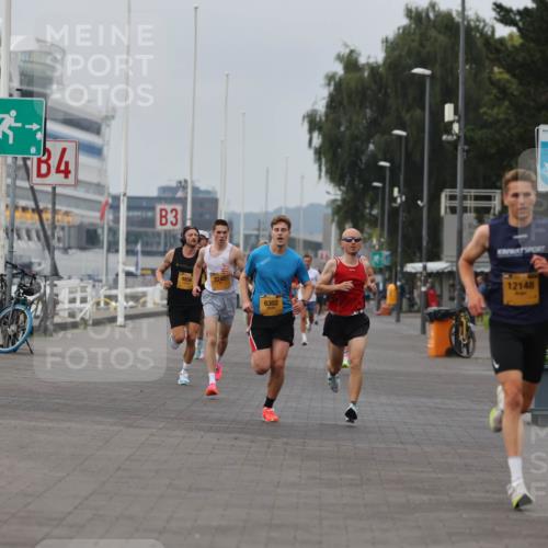 13.09.2026 - Kiel Lauf Andreas Tolksdorf http://msf.ph/oto/10332373 13.09.2026 09:51:27 Kiellinie 4, 3, 8240, 6302, 1987, 12148 meine-sportfotos.de