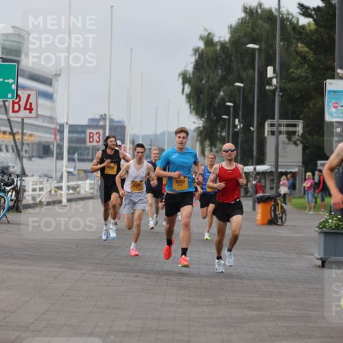 13.09.2026 - Kiel Lauf Andreas Tolksdorf http://msf.ph/oto/10332380 13.09.2026 09:51:27 Kiellinie 4, 3, 4858, 8240, 6302, 12148 meine-sportfotos.de
