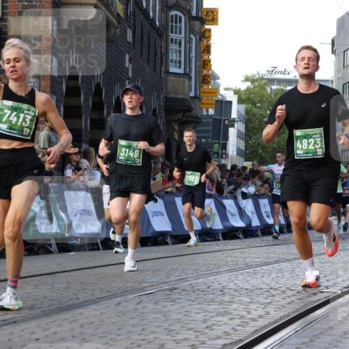 13.09.2026 - 21. swb-Marathon Bremen Strokosch-Dieckow http://msf.ph/oto/10332383 13.09.2026 13:15:57 Ziel 1033, 1445, 2733, 3119, 3346, 3536, 3836, 3991, 4212, 4573, 4653, 4663, 5533, 5588, 6162, 6515, 6526, 7203, 7291, 7992, 9029, 9391, 9475, 9777, 13249, 481, 663, 1955, 2623, 3134, 3149, 4128, 5430, 6106, 6744, 8398, 8487, 13008, 13158 meine-sportfotos.de