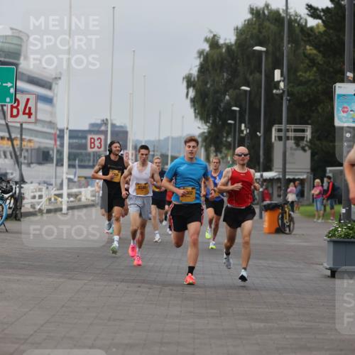 13.09.2026 - Kiel Lauf Andreas Tolksdorf http://msf.ph/oto/10332387 13.09.2026 09:51:27 Kiellinie 4, 3, 8240, 302, 12148 meine-sportfotos.de