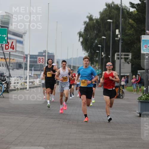 13.09.2026 - Kiel Lauf Andreas Tolksdorf http://msf.ph/oto/10332407 13.09.2026 09:51:28 Kiellinie 4, 3, 4856, 8240, 6302 meine-sportfotos.de