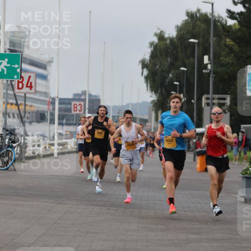 13.09.2026 - Kiel Lauf Andreas Tolksdorf http://msf.ph/oto/10332417 13.09.2026 09:51:28 Kiellinie 4, 3, 4858, 6302, 8240 meine-sportfotos.de