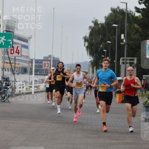 13.09.2026 - Kiel Lauf Andreas Tolksdorf http://msf.ph/oto/10332421 13.09.2026 09:51:28 Kiellinie 1222, 3, 4, 3, 4858, 8240, 6302 meine-sportfotos.de
