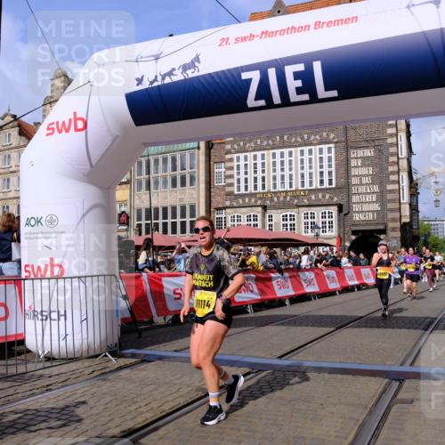 13.09.2026 - 21. swb-Marathon Bremen Tim E. http://msf.ph/oto/10332423 13.09.2026 11:04:54 Ziel 10160, 10283, 10481, 10711, 10755, 10877, 11114, 11364, 11366, 11592, 11705, 11761, 11991 meine-sportfotos.de