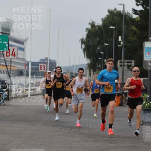 13.09.2026 - Kiel Lauf Andreas Tolksdorf http://msf.ph/oto/10332437 13.09.2026 09:51:29 Kiellinie 13, 4, 3, 4858, 4645, 462, 8240, 6302 meine-sportfotos.de