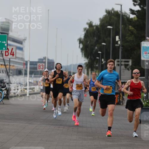 13.09.2026 - Kiel Lauf Andreas Tolksdorf http://msf.ph/oto/10332444 13.09.2026 09:51:29 Kiellinie 4, 3, 4858, 8240, 9678, 2002 meine-sportfotos.de