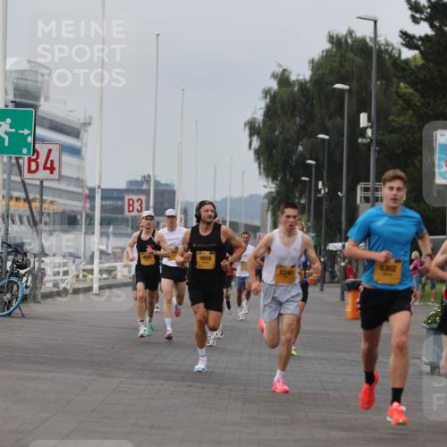 13.09.2026 - Kiel Lauf Andreas Tolksdorf http://msf.ph/oto/10332463 13.09.2026 09:51:29 Kiellinie 992, 4, 3, 4645, 4858, 6302, 8240 meine-sportfotos.de