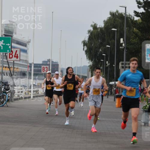 13.09.2026 - Kiel Lauf Andreas Tolksdorf http://msf.ph/oto/10332466 13.09.2026 09:51:30 Kiellinie 4, 3, 647, 4858, 8240 meine-sportfotos.de