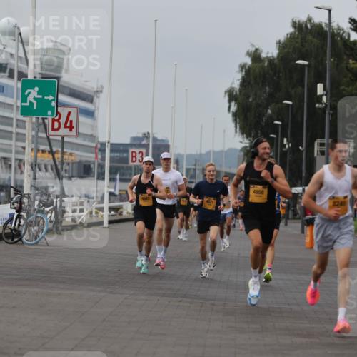 13.09.2026 - Kiel Lauf Andreas Tolksdorf http://msf.ph/oto/10332501 13.09.2026 09:51:31 Kiellinie 3, 4, 3, 4645, 4621, 4858, 8240, 630 meine-sportfotos.de