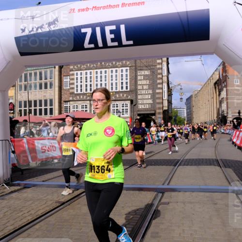 13.09.2026 - 21. swb-Marathon Bremen Tim E. http://msf.ph/oto/10332502 13.09.2026 11:04:56 Ziel 10160, 10198, 10283, 10481, 10711, 10755, 10877, 10940, 11006, 11114, 11364, 11366, 11592, 11705, 11761, 11991, 12005 meine-sportfotos.de