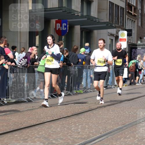 13.09.2026 - 21. swb-Marathon Bremen Strokosch-Dieckow http://msf.ph/oto/10332523 13.09.2026 11:03:37 Ziel 10152, 10357, 10403, 10429, 10516, 10607, 10659, 10671, 10672, 10720, 10726, 10796, 10912, 10913, 10918, 11149, 11318, 11319, 11325, 11451, 11470, 11471, 11511, 11618, 11868, 11909, 11967, 12103, 12140, 12260, 12392, 12433, 12504, 10090, 10091, 10092, 10187, 10237, 10309, 10327, 10420, 10569, 10724, 10902, 10904, 10950, 11211, 11411, 11595, 11598, 11655, 11746, 11773, 12068, 12074, 12184, 12185, 12611 meine-sportfotos.de