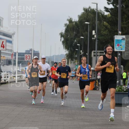 13.09.2026 - Kiel Lauf Andreas Tolksdorf http://msf.ph/oto/10332549 13.09.2026 09:51:32 Kiellinie 13, 4, 3, 4645, 4621, 9678, 4858, 8240 meine-sportfotos.de