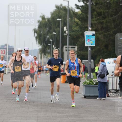 13.09.2026 - Kiel Lauf Andreas Tolksdorf http://msf.ph/oto/10332613 13.09.2026 09:51:33 Kiellinie 4, 3, 4645, 4621, 9678, 4858 meine-sportfotos.de