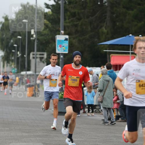 13.09.2026 - Kiel Lauf Andreas Tolksdorf http://msf.ph/oto/10332643 13.09.2026 09:51:40 Kiellinie 8809, 10568, 7069, 0, 6433 meine-sportfotos.de