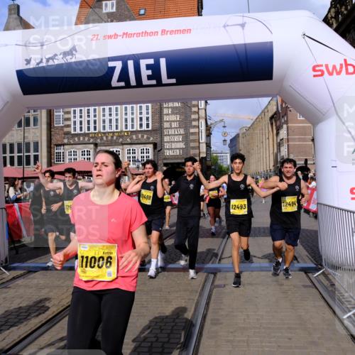 13.09.2026 - 21. swb-Marathon Bremen Tim E. http://msf.ph/oto/10332671 13.09.2026 11:05:05 Ziel 10198, 10283, 10315, 10481, 10729, 10741, 10855, 10856, 10940, 11006, 11114, 11133, 11272, 11364, 11366, 11395, 11518, 11592, 11705, 11757, 11939, 12005, 12420, 12493, 12495, 12498, 12500, 12502, 12563 meine-sportfotos.de