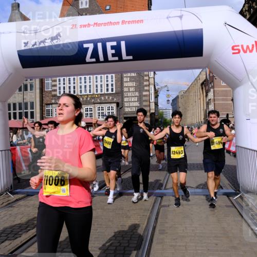 13.09.2026 - 21. swb-Marathon Bremen Tim E. http://msf.ph/oto/10332682 13.09.2026 11:05:05 Ziel 10198, 10283, 10315, 10481, 10729, 10741, 10855, 10856, 10940, 11006, 11114, 11133, 11272, 11364, 11366, 11395, 11518, 11592, 11705, 11757, 11939, 12005, 12420, 12493, 12495, 12498, 12500, 12502, 12563 meine-sportfotos.de