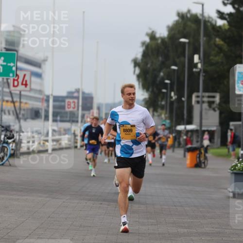 13.09.2026 - Kiel Lauf Andreas Tolksdorf http://msf.ph/oto/10332689 13.09.2026 09:51:42 Kiellinie 3, 4, 83, 8809, 125 meine-sportfotos.de