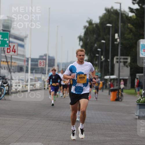 13.09.2026 - Kiel Lauf Andreas Tolksdorf http://msf.ph/oto/10332701 13.09.2026 09:51:42 Kiellinie 4, 83, 39, 8809 meine-sportfotos.de