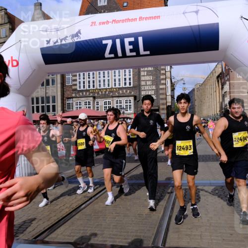 13.09.2026 - 21. swb-Marathon Bremen Tim E. http://msf.ph/oto/10332715 13.09.2026 11:05:05 Ziel 10198, 10283, 10315, 10481, 10729, 10741, 10855, 10856, 10940, 11006, 11114, 11133, 11272, 11364, 11366, 11395, 11518, 11592, 11705, 11757, 11939, 12005, 12420, 12493, 12495, 12498, 12500, 12502, 12563 meine-sportfotos.de