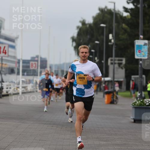 13.09.2026 - Kiel Lauf Andreas Tolksdorf http://msf.ph/oto/10332723 13.09.2026 09:51:42 Kiellinie 784, 83, 38, 8809 meine-sportfotos.de