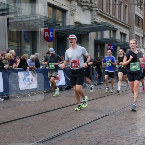 13.09.2026 - 21. swb-Marathon Bremen Strokosch-Dieckow http://msf.ph/oto/10332730 13.09.2026 13:23:19 Ziel 135, 672, 2288, 2371, 2409, 2485, 2490, 2560, 2627, 3078, 3138, 3173, 3642, 3856, 3861, 3939, 4601, 5011, 5116, 5231, 5908, 6157, 6332, 6648, 6843, 6848, 7216, 8095, 8290, 8560, 9088, 9196, 1809, 1900, 1935, 2306, 2367, 2427, 2827, 2899, 2914, 2961, 3098, 3233, 3374, 3531, 3729, 3920, 5114, 5820, 5821, 6923, 7909, 8045, 8231, 8304, 8671, 8672, 8732, 8787, 8819, 8820, 8863, 9436, 9827, 9921, 10127 meine-sportfotos.de
