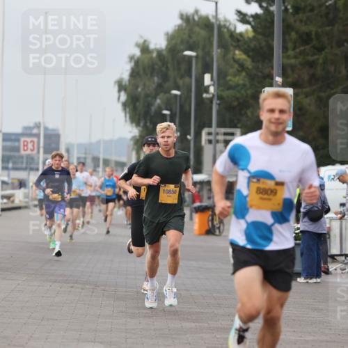13.09.2026 - Kiel Lauf Andreas Tolksdorf http://msf.ph/oto/10332743 13.09.2026 09:51:44 Kiellinie 4, 3, 10850, 8809 meine-sportfotos.de