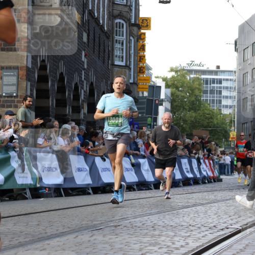 13.09.2026 - 21. swb-Marathon Bremen Strokosch-Dieckow http://msf.ph/oto/10332755 13.09.2026 13:16:08 Ziel 145, 982, 1033, 2733, 3119, 3422, 3536, 3689, 3836, 3991, 4573, 4823, 5474, 5533, 5588, 5913, 6481, 6515, 7307, 7413, 9122, 9278, 9475, 13149, 13249, 481, 663, 740, 755, 792, 1605, 5554, 5963, 6106, 6721, 6744, 8398, 9031, 9115, 13008 meine-sportfotos.de