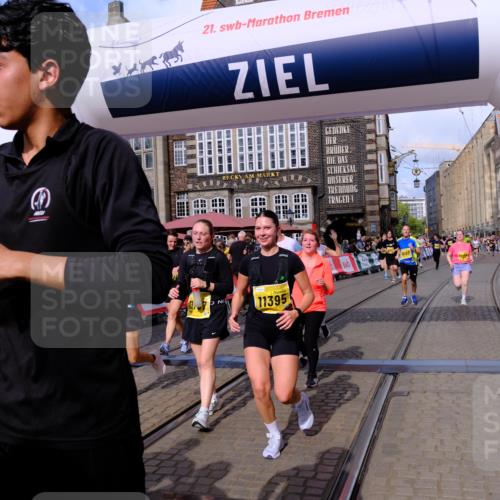 13.09.2026 - 21. swb-Marathon Bremen Tim E. http://msf.ph/oto/10332802 13.09.2026 11:05:08 Ziel 10198, 10283, 10315, 10481, 10729, 10741, 10855, 10856, 10940, 11006, 11133, 11272, 11366, 11395, 11518, 11592, 11705, 11757, 11939, 12005, 12235, 12420, 12493, 12495, 12498, 12500, 12502, 12522, 12563 meine-sportfotos.de