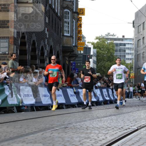 13.09.2026 - 21. swb-Marathon Bremen Strokosch-Dieckow http://msf.ph/oto/10332819 13.09.2026 13:16:13 Ziel 145, 982, 1955, 2623, 2733, 3119, 3149, 3422, 3689, 3836, 3991, 4573, 4823, 5430, 5474, 5588, 5913, 6481, 7307, 7413, 9122, 9278, 13149, 13249, 740, 755, 792, 1162, 1605, 2604, 5554, 5963, 6721, 7053, 7603, 7801, 9031, 9115 meine-sportfotos.de