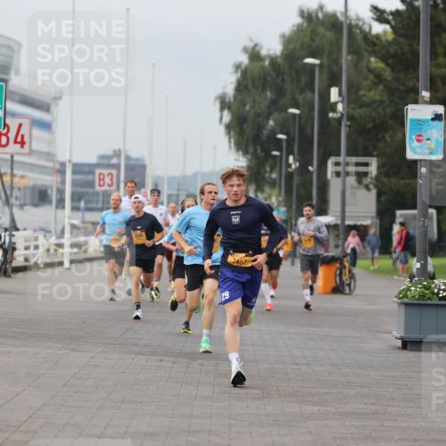 13.09.2026 - Kiel Lauf Andreas Tolksdorf http://msf.ph/oto/10332880 13.09.2026 09:51:47 Kiellinie 4, 3, 29, 2457 meine-sportfotos.de