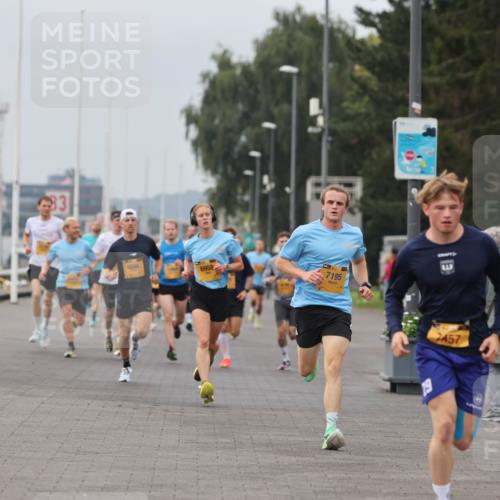 13.09.2026 - Kiel Lauf Andreas Tolksdorf http://msf.ph/oto/10332928 13.09.2026 09:51:50 Kiellinie 83, 9298, 6958, 7195, 2457 meine-sportfotos.de