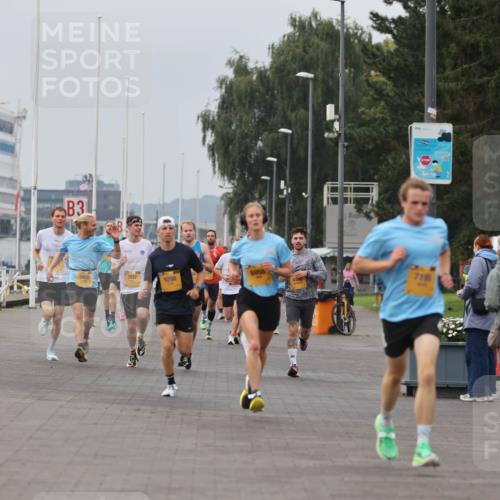 13.09.2026 - Kiel Lauf Andreas Tolksdorf http://msf.ph/oto/10332943 13.09.2026 09:51:50 Kiellinie 34, 3, 2937, 9298, 4199 meine-sportfotos.de
