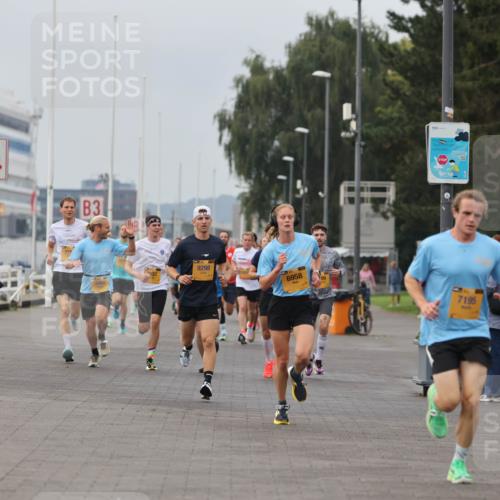 13.09.2026 - Kiel Lauf Andreas Tolksdorf http://msf.ph/oto/10332949 13.09.2026 09:51:51 Kiellinie 4, 3, 937, 9298, 6958, 7195 meine-sportfotos.de