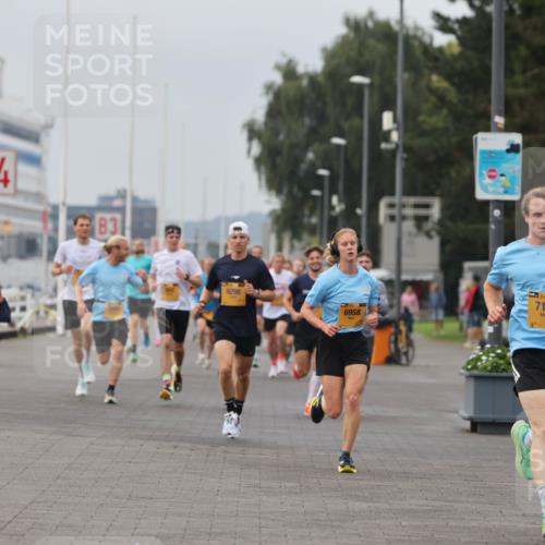 13.09.2026 - Kiel Lauf Andreas Tolksdorf http://msf.ph/oto/10332959 13.09.2026 09:51:51 Kiellinie 13, 4, 83, 9298, 6958, 38, 7195 meine-sportfotos.de