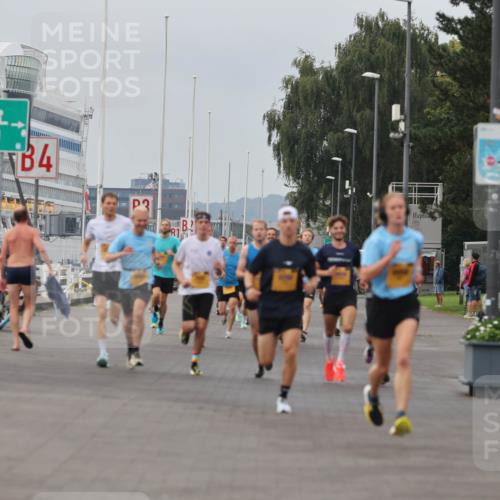 13.09.2026 - Kiel Lauf Andreas Tolksdorf http://msf.ph/oto/10332971 13.09.2026 09:51:51 Kiellinie 3, 4, 3 meine-sportfotos.de