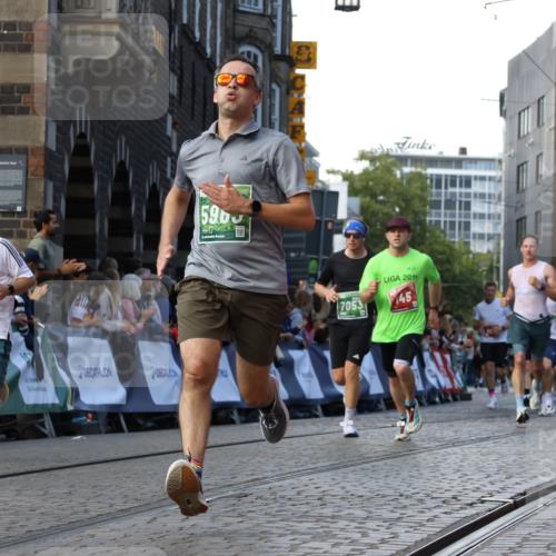 13.09.2026 - 21. swb-Marathon Bremen Strokosch-Dieckow http://msf.ph/oto/10333000 13.09.2026 13:16:22 Ziel 145, 481, 663, 1955, 2623, 3134, 3149, 4128, 4823, 5430, 5474, 5913, 6106, 6481, 6744, 7307, 7413, 8487, 9278, 13008, 13149, 13158, 816, 1076, 1162, 2604, 5255, 6367, 7053, 7603, 7801, 8171, 8288 meine-sportfotos.de